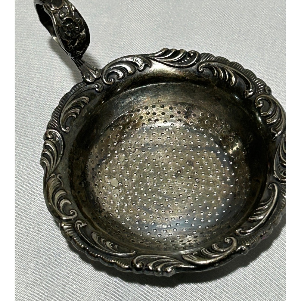 Vintage Van Nelle Silverplate‎ Tea Strainer Ornate Floral Handle Pleet